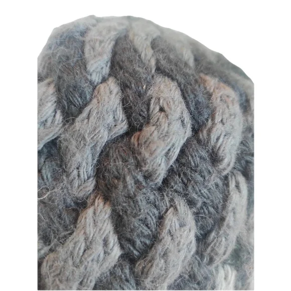 The North Face Wool Alpaca Knit Beanie Gray Lined Winter Hat One Size - Picture 3 of 13